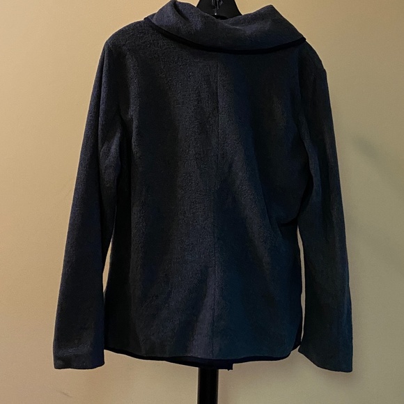 Old Navy Women's Fleece Double-Breasted Jacket (M) - Picture 5 of 9